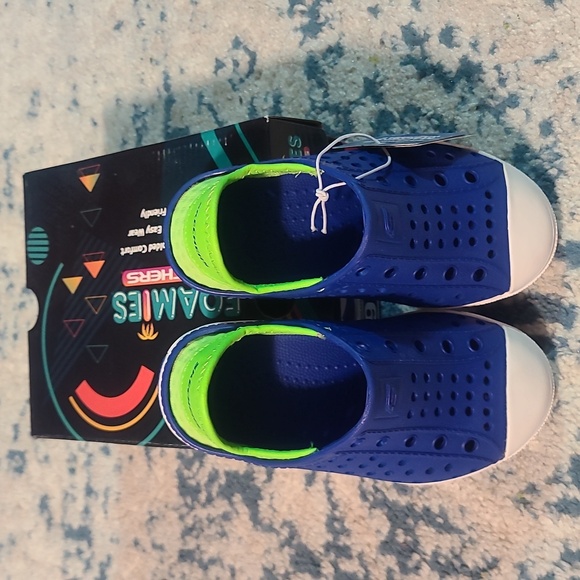 Sketchers shoes - Picture 2 of 6